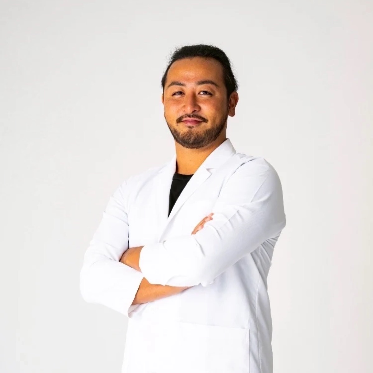 Wing clinic 副院長 脇田 直樹 医師|大阪・豊中の糸リフト
